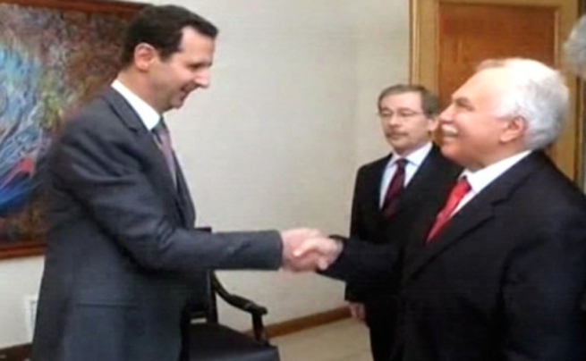 Halkını katleden diktatör Esad kanlı bir el değilmiş