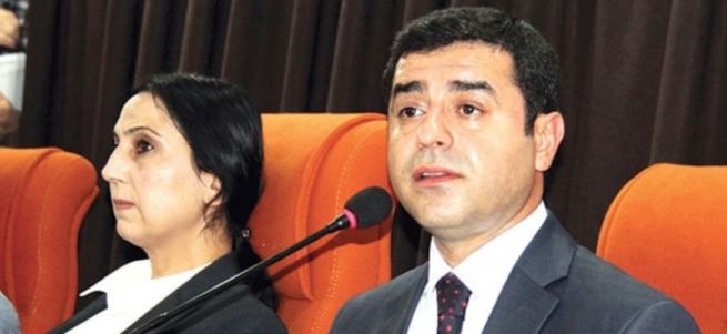 Ermeni soykırımı vardır diyen Papa’ya HDP Genel Başkanı Selahattin Demirtaş destek verdi