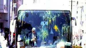 Van’da AK Parti konvoyuna HDP’liler saldırdı