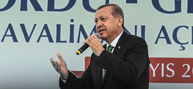 Erdoğan: Bir zamanlar kestane pazarında hocaefendiydi