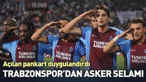 Trabzonlu futbolcular golden sonra asker selamı verdi
