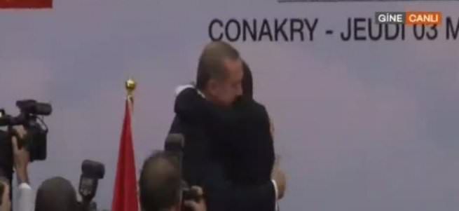 Cumhurbaşkanı Erdoğan’dan Conde’ye doğum günü hediyesi