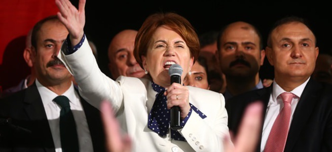 Meral Akşener sokaklardaki birlik ruhunu hazmedemedi