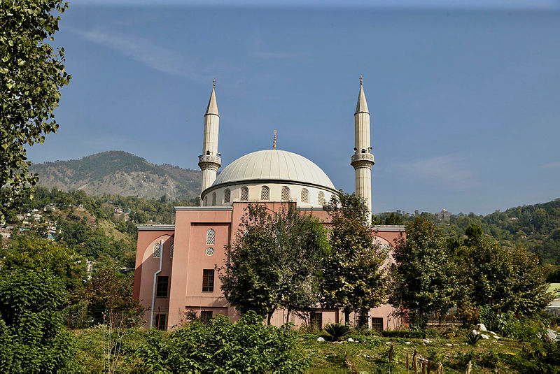 Ottoman-style mosque allures visitors in Azad Kashmir capital