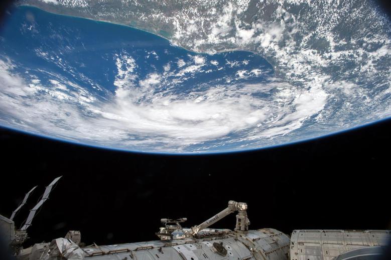 This is the app that ISS uses to take photos of the Earth