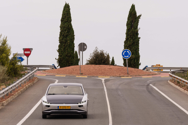 Lightyear 0: Worlds first automobile with solar panels