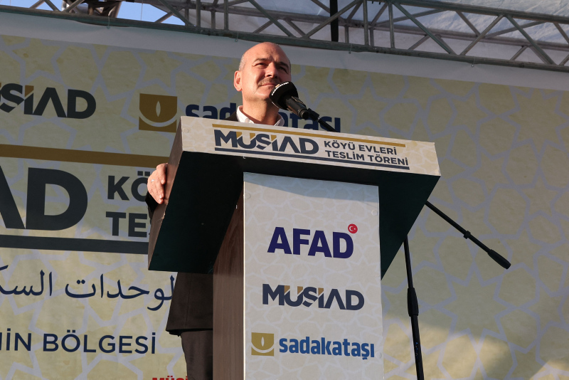 Ankara vows to complete construction of 100,000 houses for refugees displaced by Syria war