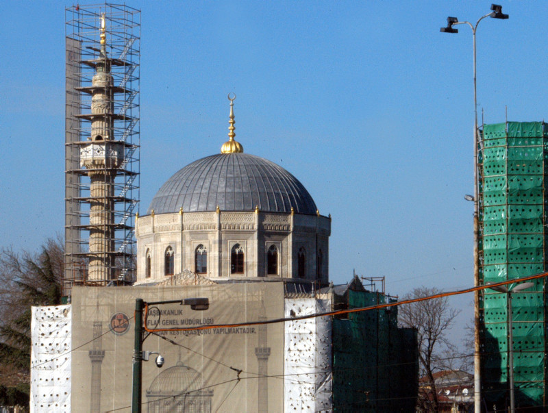 Pertevniyal Valide Sultan Mosque: A look into Istanbuls history and architecture