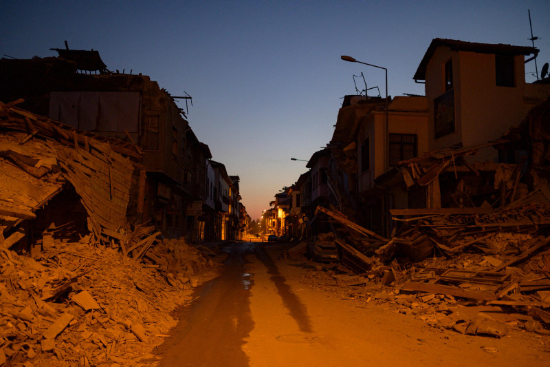 Earthquake death toll passes 46,000 in total