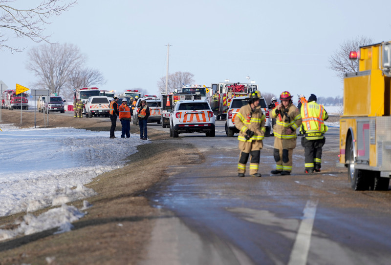 Residents evacuated after train derails in US state of Minnesota