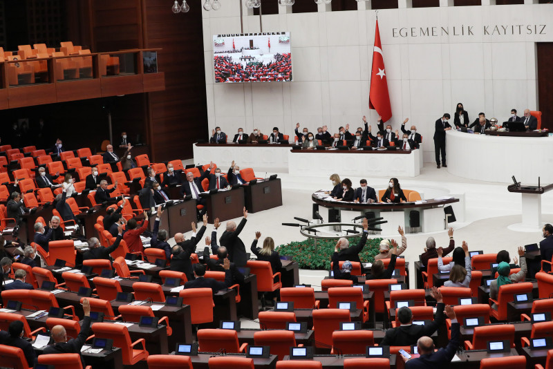 In new period, Turkish parliament poised to welcome scores of celebrities as lawmakers