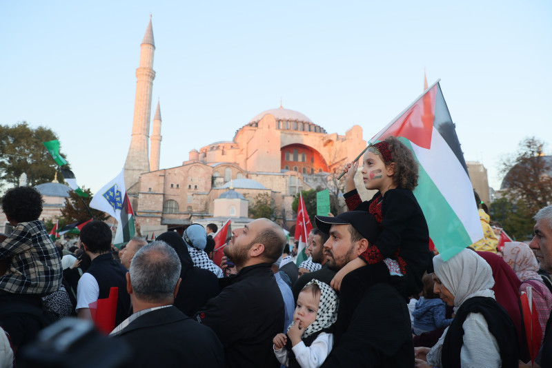 ‘Great Palestine March’ held in Istanbul to condemn deadly Israeli attacks on Gaza Strip