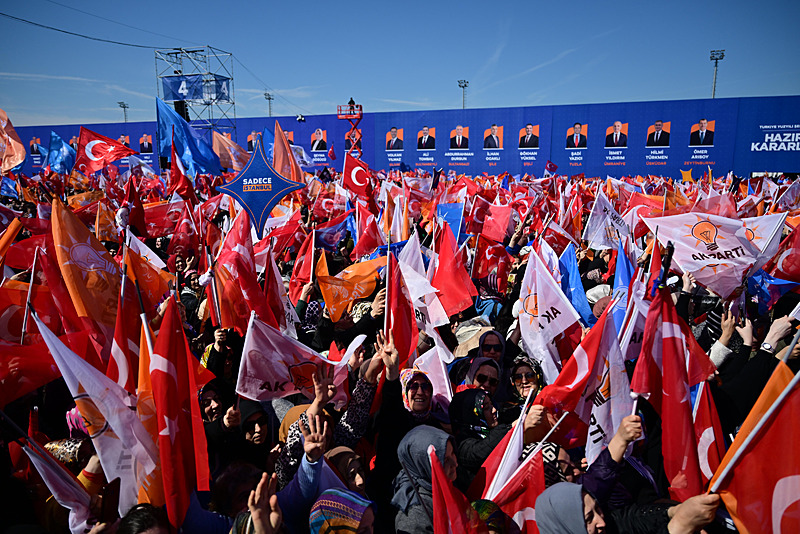 Hundreds of thousands of Turkish citizens flock to Atatürk Airport to join Great Istanbul Rally organized by Peoples Alliance