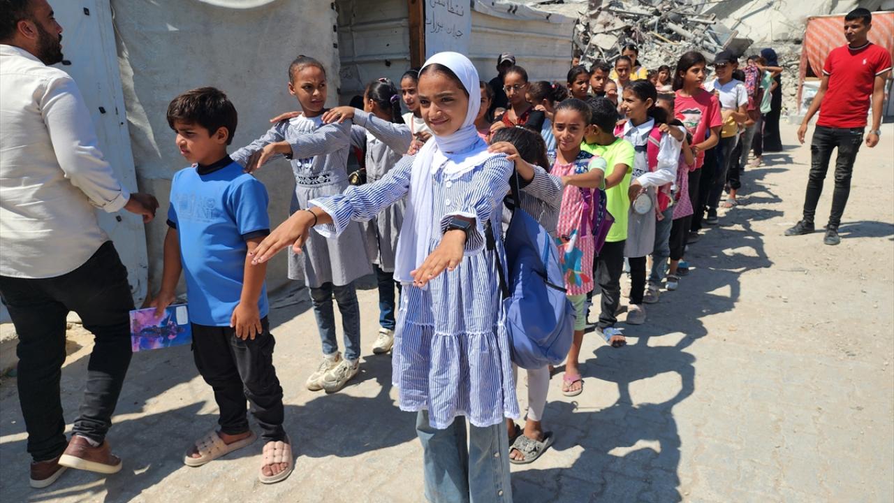Palestinian teacher holds classes in tent after Israeli strike destroys home