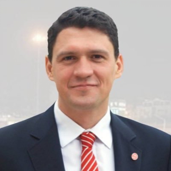 Serdar Üsküplü