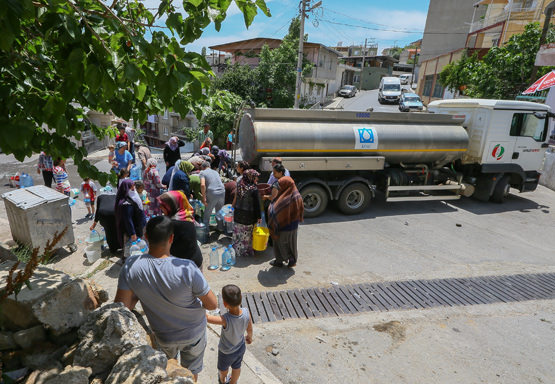 İzmir’de su kesintisine büyük tepki