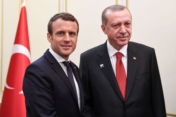 Erdoğan Fransa’nın yeni Cumhurbaşkanı ile görüştü