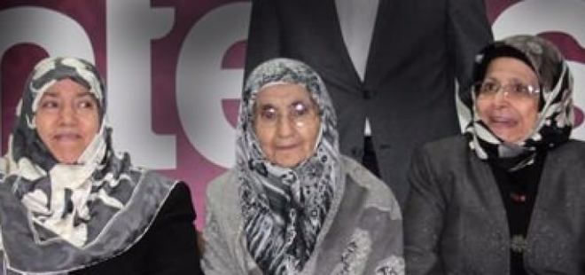 Başörtüsü mücadelesinin öncülerinden Fevziye Nuroğlu vefat etti