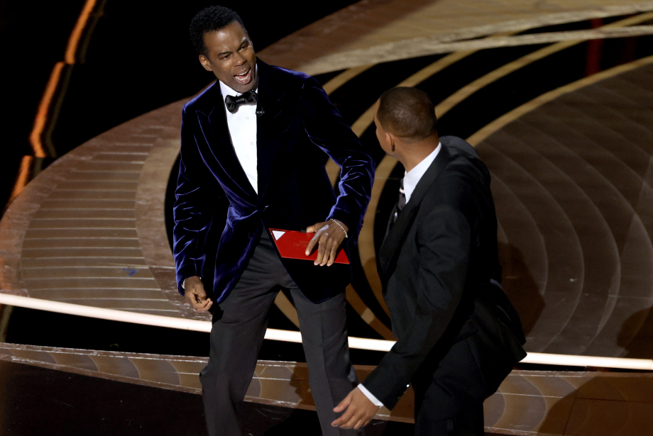 Will Smith 2022 Oscar Yayını Sırasında Chris Rock'ı Tokatladı