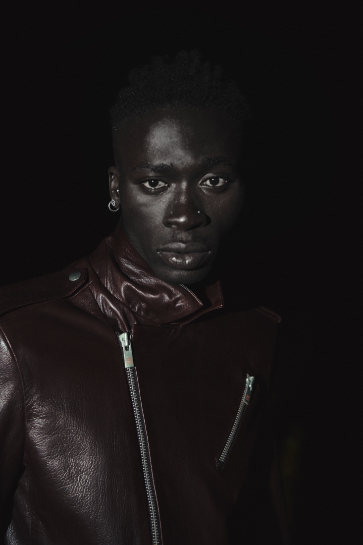 Yenilik ve Modanın Buluşması: Haze of Monk'un Özgün Çizgileri