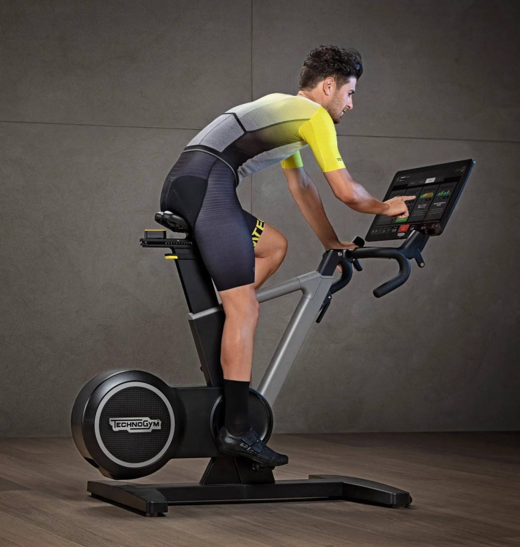 2024 Teknoloji ve Yapay Zekanın Kişisel Fitness Rutininizi İyileştirdiği Yıl Olacak
