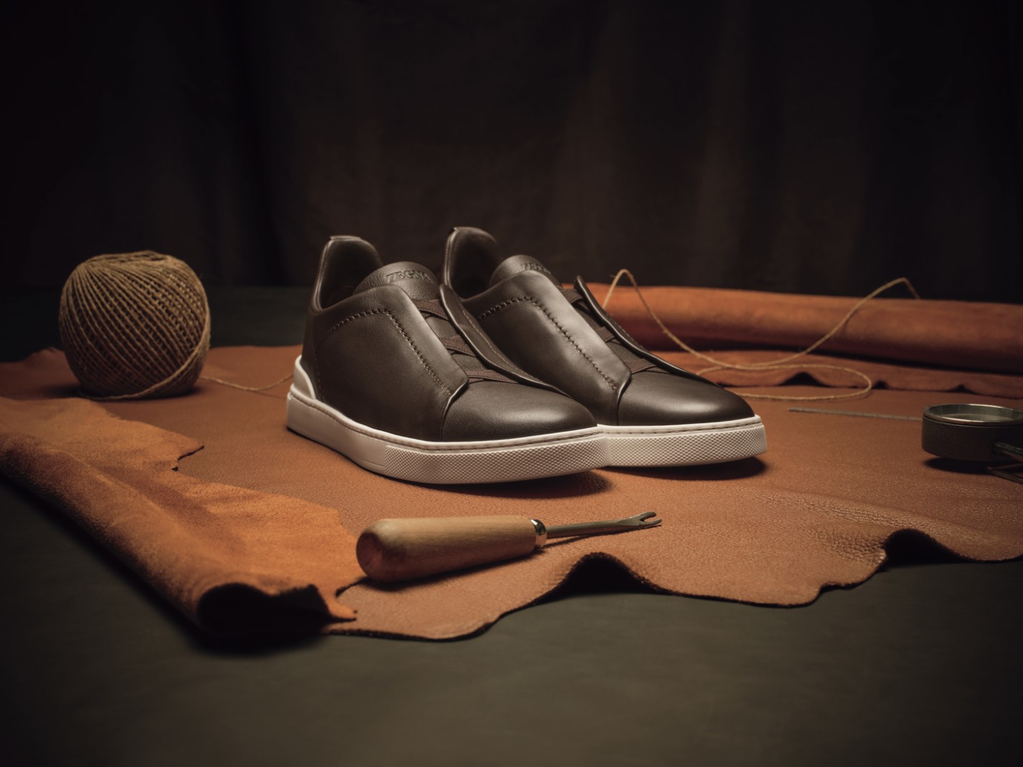 Triple Stitch 'Secondskin' Devri Başladı