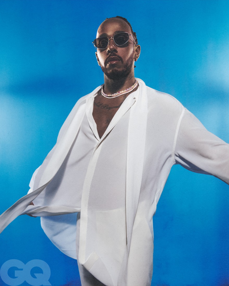 Lewis Hamilton Şerit Değiştiriyor