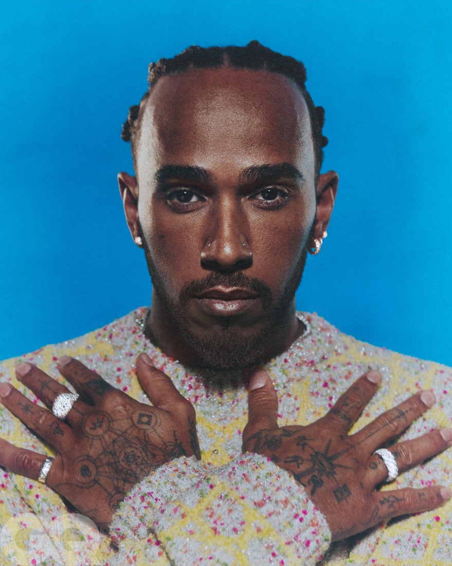 Lewis Hamilton Şerit Değiştiriyor