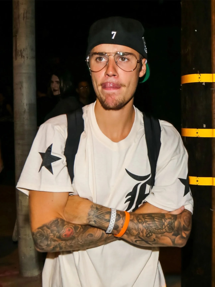 justin bieber dövmeleri