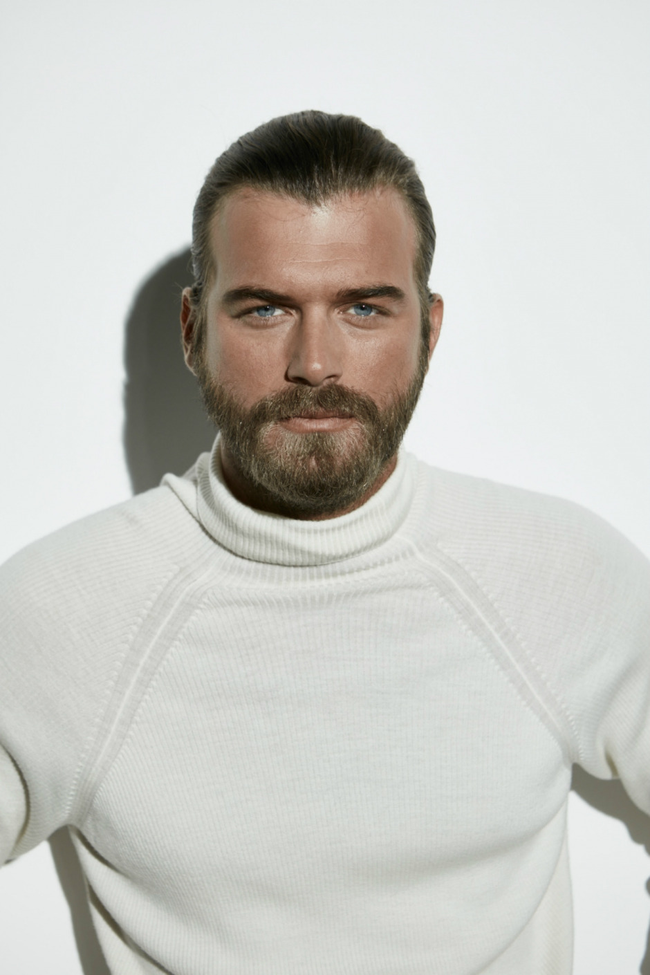 Kıvanç tatlıtuğ uzun saç