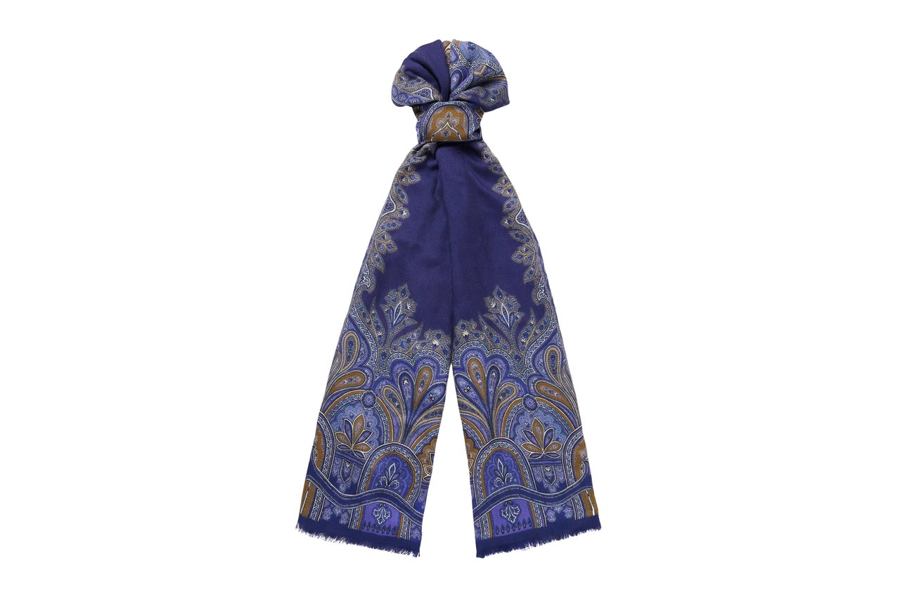 etro-paisley-print-cashmere-and-silk-blend-scarf.jpeg