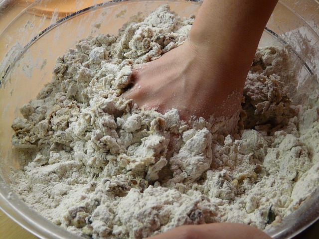 Hamur yoğurmadan nasıl börek yapılır?