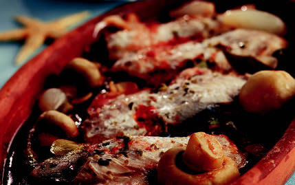Soya soslu deniz lezzetleri