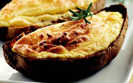 Altın renkli bereket yumruları
