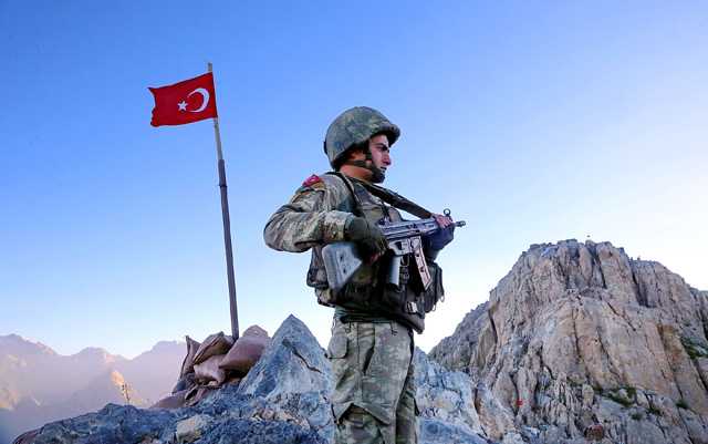 Mehmetçik 2522 rakımlı Oramar Üs Bölgesi’ndeki zorlu nöbeti