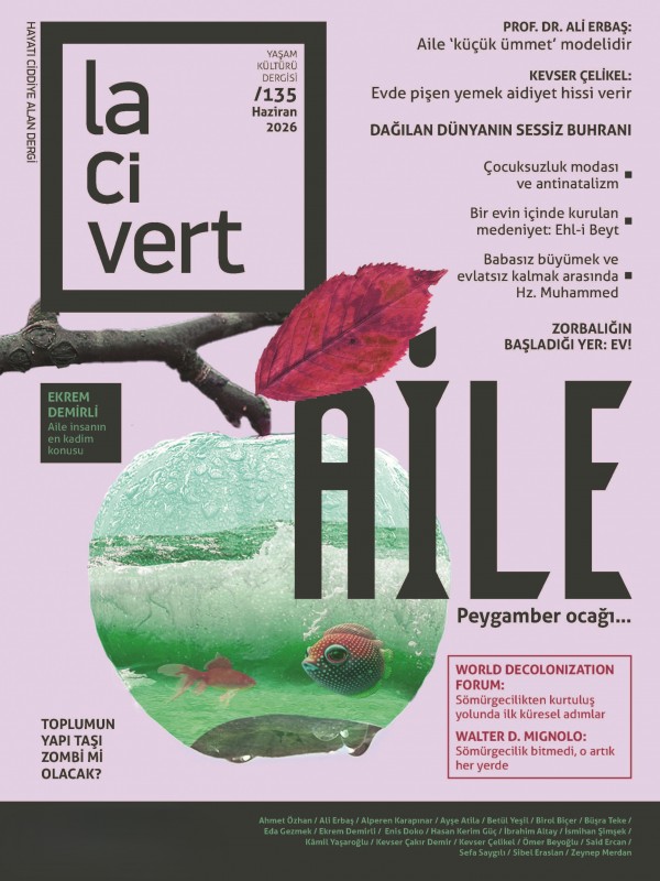 LACİVERT