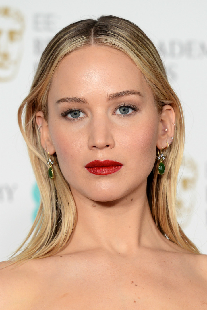 Jennifer Lawrence�ın Saç Toplama Şekilleri